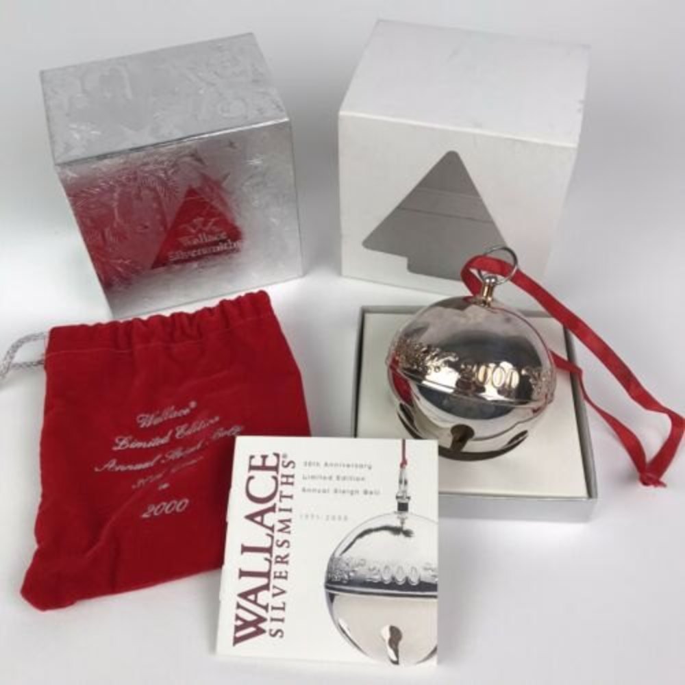 2000 Wallace Silversmiths Sleigh Bell Ornament 30th Year Silver Plate with Box